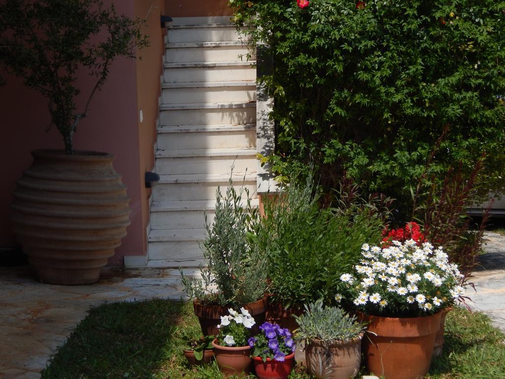 Slow Living Beautiful Villa Рафина Экстерьер фото